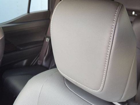 Used 2024 Lexus GX 550 w/ Accessory Package (Z1) AWD/4WD image 11