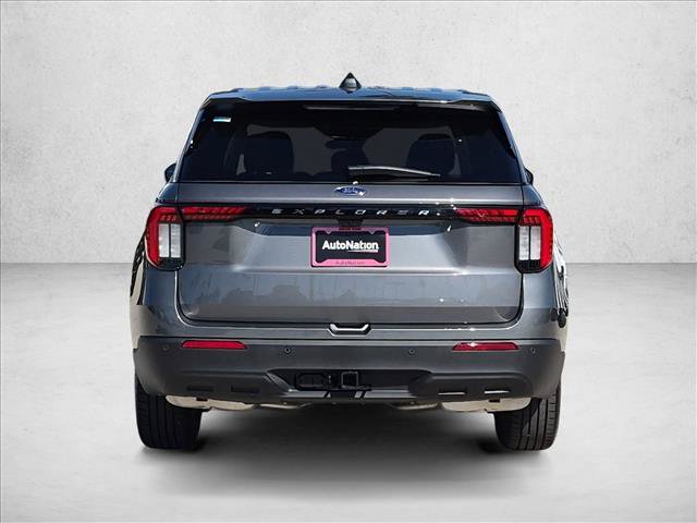 New 2026 Ford Explorer Active RWD image 8