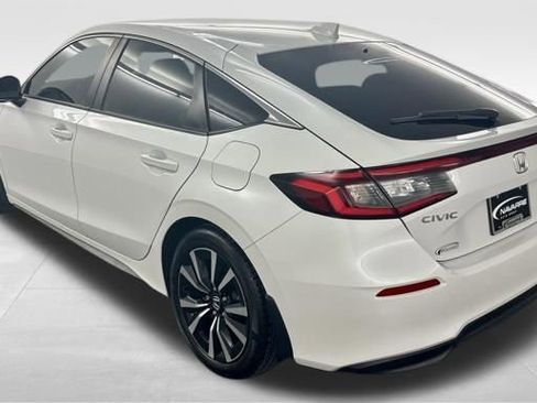 Used 2024 Honda Civic EX-L image 6