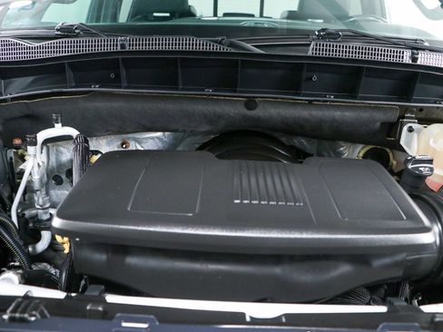 Used 2019 GMC Sierra 1500 AT4 w/ AT4 Preferred Package AWD/4WD image 32