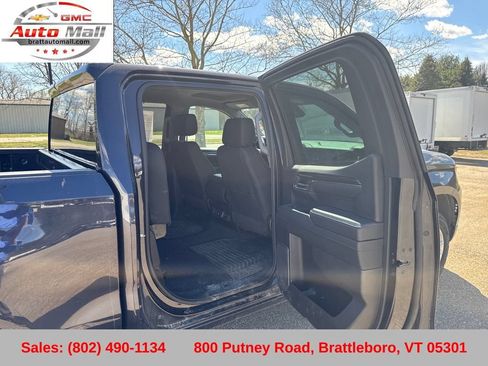 Used 2024 Chevrolet Silverado 1500 RST w/ Z71 Off-Road Package AWD/4WD image 14