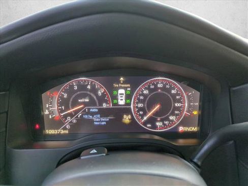 Used 2015 Cadillac Escalade Premium AWD/4WD image 11