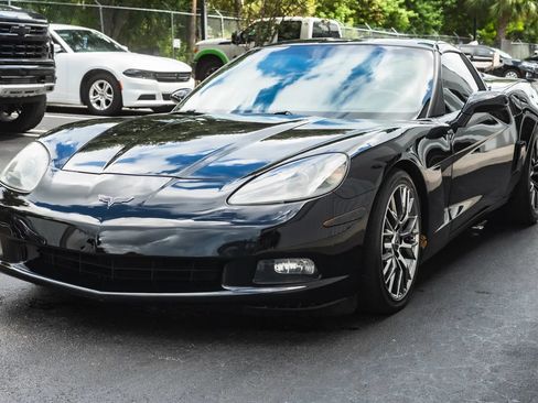 Used 2009 Chevrolet Corvette Coupe w/ Preferred Equipment Group RWD image 1
