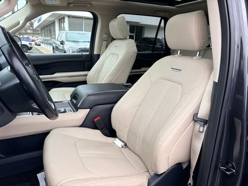Used 2022 Ford Expedition Max Platinum AWD/4WD image 21