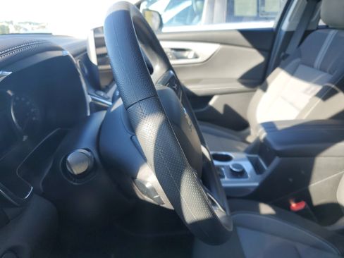 Used 2025 Chevrolet Blazer LT image 10
