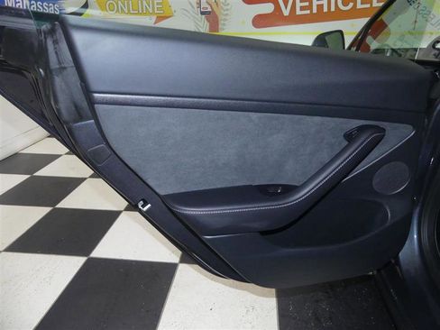 Used 2023 Tesla Model 3 Standard Range RWD image 22