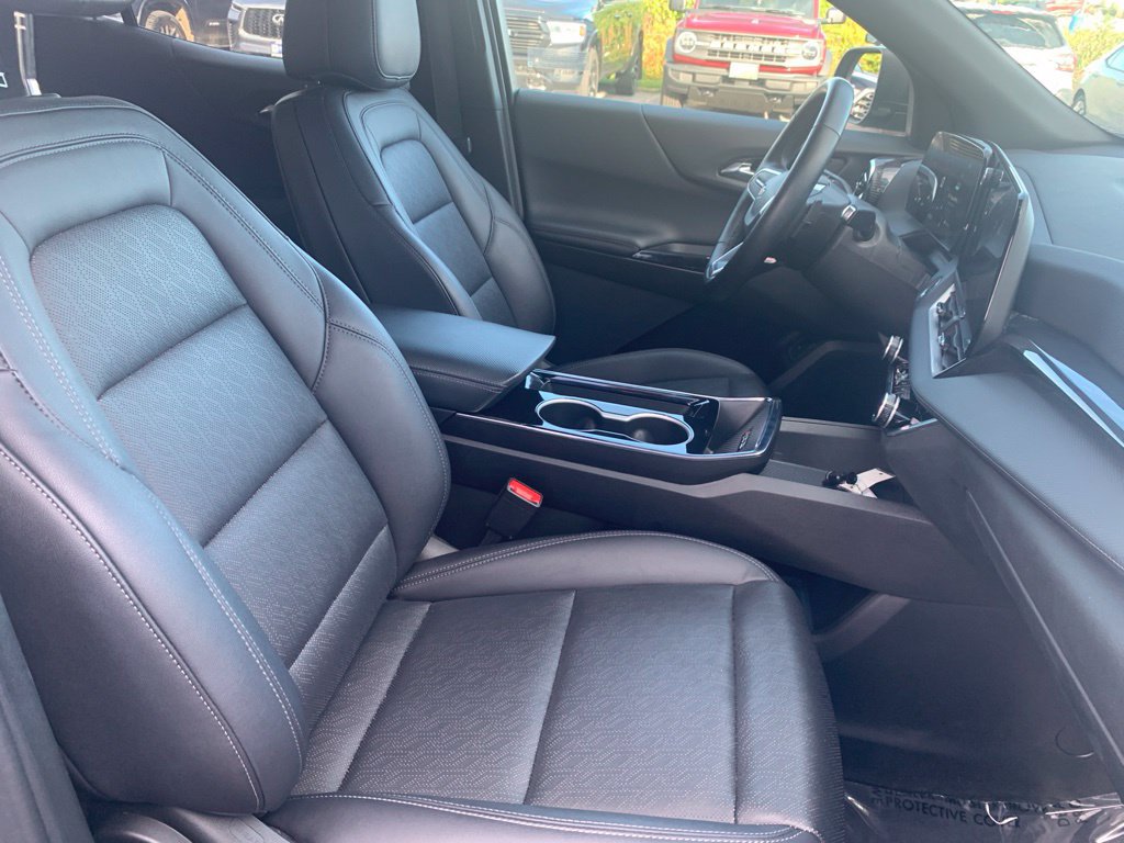 Used 2025 Chevrolet Equinox LT w/ Convenience Package II AWD/4WD image 19
