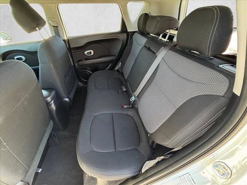 Used 2019 Kia Soul + image 22