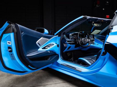Used 2022 Chevrolet Corvette Stingray Premium Cpe w/ Battery Protection Package RWD image 22