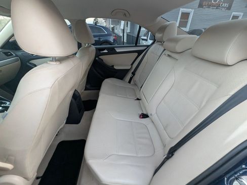 Used 2013 Volkswagen Jetta SE image 24