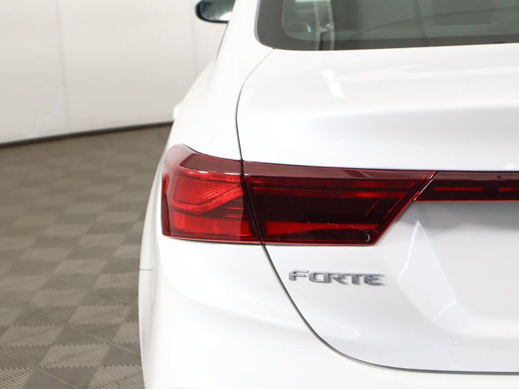 Used 2023 Kia Forte LXS w/ LXS Technology Package FWD image 14