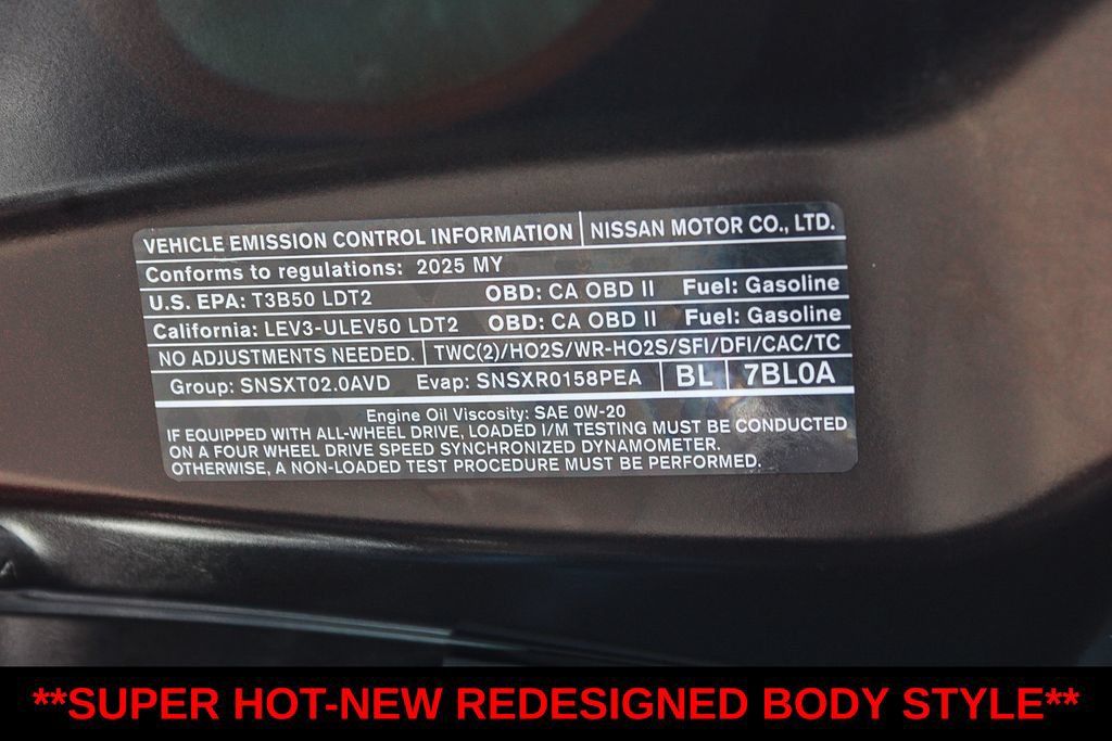 Used 2025 Nissan Murano SV FWD image 28