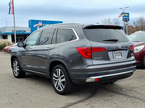 Used 2016 Honda Pilot Touring image 6