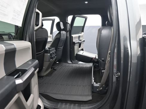 Used 2019 Ford F150 XLT w/ Equipment Group 302A Luxury AWD/4WD image 16