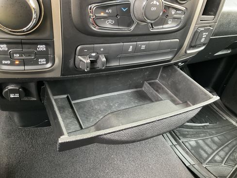 Used 2015 RAM 1500 Big Horn AWD/4WD image 15