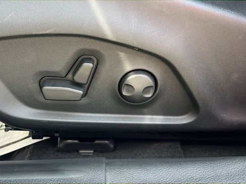 Used 2024 Jeep Compass Limited AWD/4WD image 16