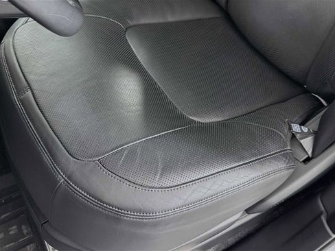 Used 2022 Land Rover Range Rover P525 Westminster Edition image 20