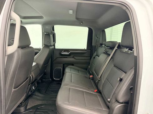 Used 2025 GMC Sierra 3500 SLT w/ X31 Off-Road Package image 22