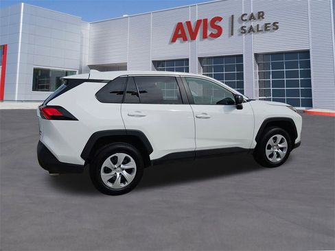 Used 2025 Toyota RAV4 LE image 7
