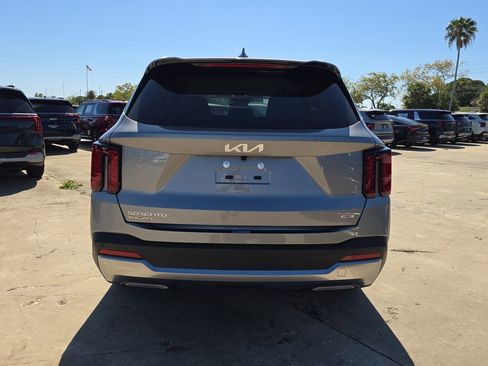 New 2026 Kia Sorento EX image 7