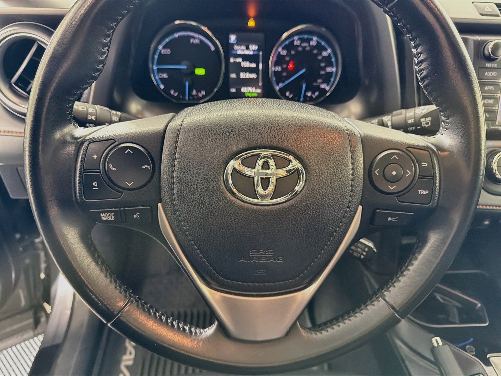 Used 2018 Toyota RAV4 SE w/ Advanced Technology Package AWD/4WD image 13