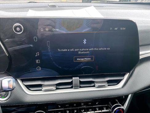 Used 2025 Chevrolet Equinox LT w/ Convenience Package II image 26