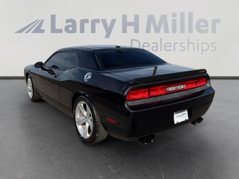 Used 2009 Dodge Challenger SRT8 w/ SRT Option Group II image 3