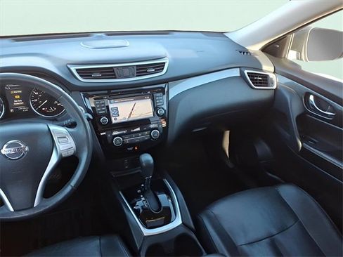 Used 2015 Nissan Rogue SL w/ SL Premium Package image 12