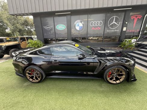 Used 2019 Ford Mustang GT RWD image 8