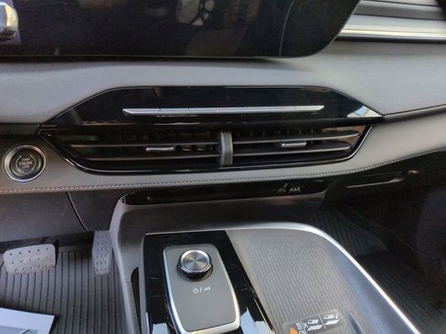 New 2025 Buick Enclave Sport Touring w/ LPO, Floor Liner Package AWD/4WD image 14