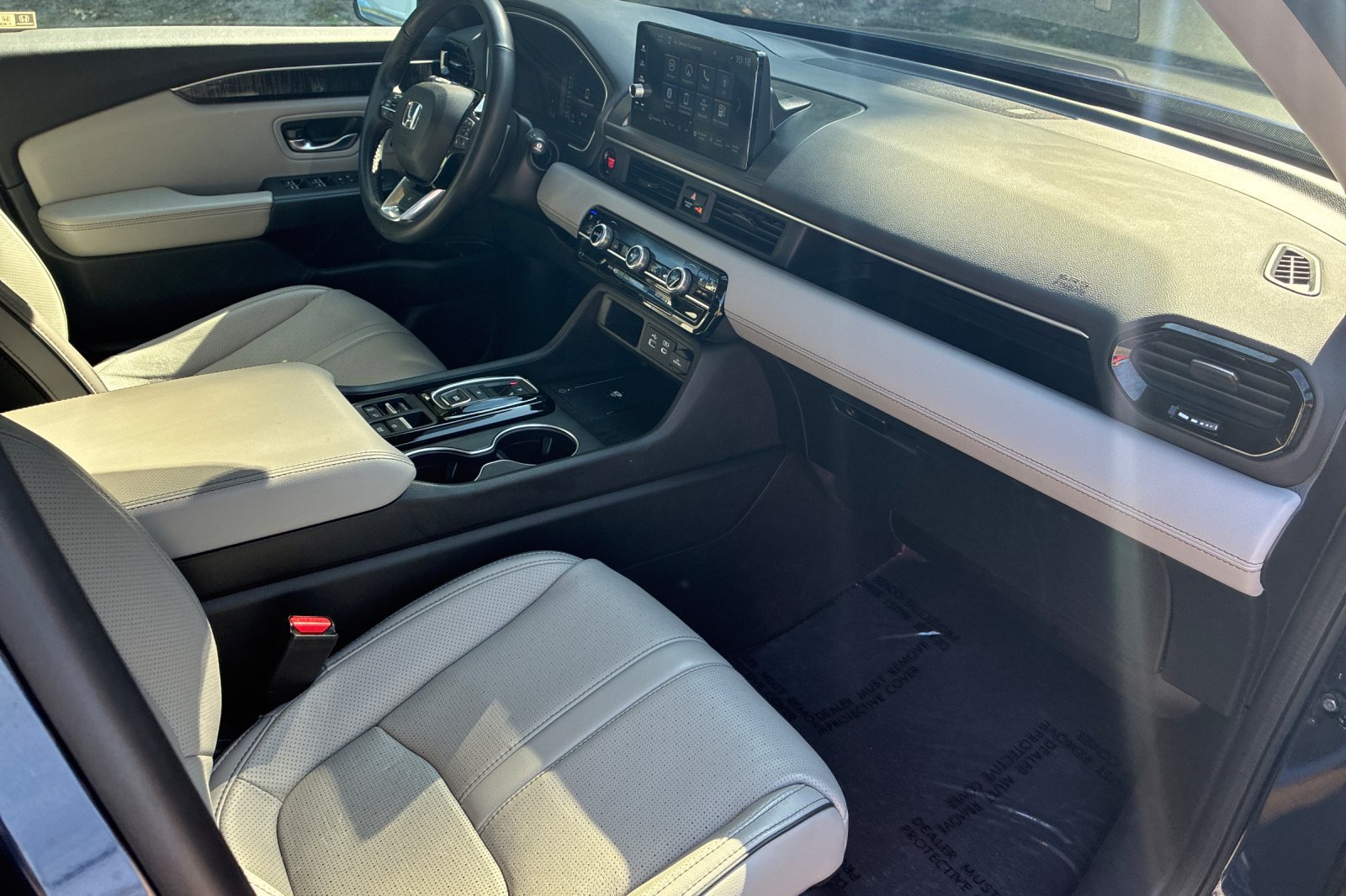Used 2023 Honda Pilot Elite image 17