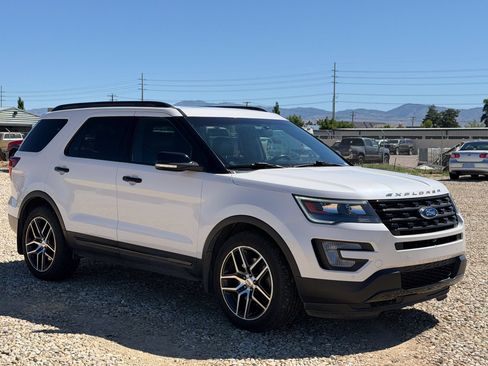Used 2017 Ford Explorer Sport AWD/4WD image 1
