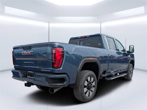 New 2026 GMC Sierra 3500 Denali w/ Denali Reserve Package image 3