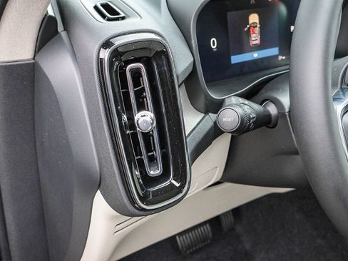 New 2026 Volvo XC40 B5 Plus w/ Protection Package Premier image 32