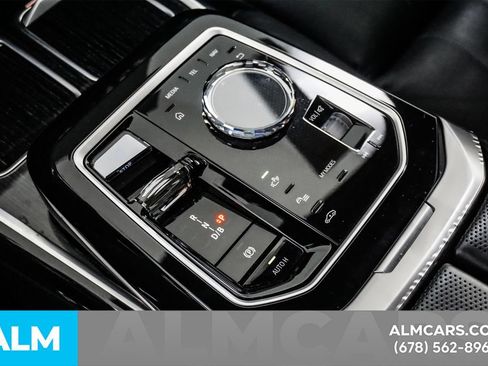Used 2024 BMW i7 eDrive50 w/ M Sport Package RWD image 40