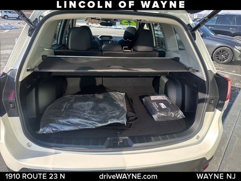 Used 2023 Subaru Forester Premium image 6