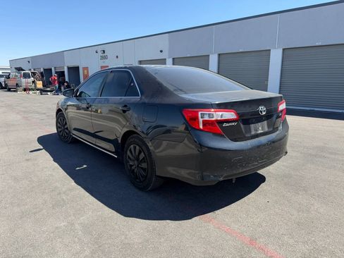 Used 2012 Toyota Camry LE FWD image 4