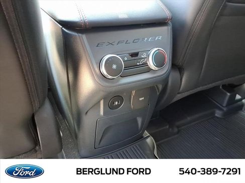 New 2026 Ford Explorer ST-Line AWD/4WD image 9