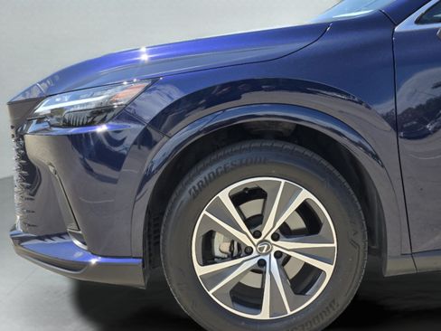 Used 2025 Lexus RX 350 Premium w/ Accessory Package (Z1) FWD image 33