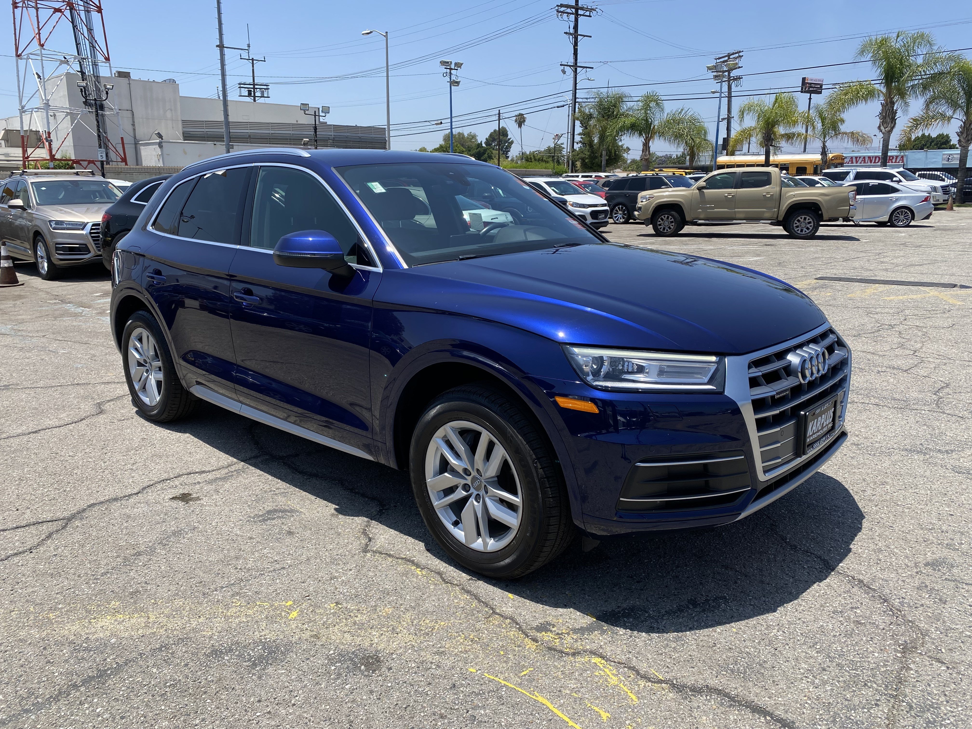 Used 2020 Audi Q5 2.0T Premium w/ Convenience Package AWD/4WD image 8