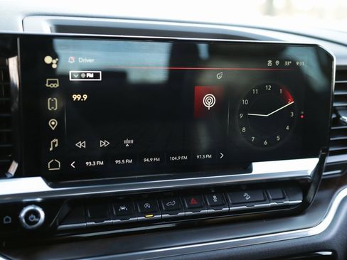 Used 2023 GMC Sierra 1500 SLT w/ SLT Convenience Package image 13