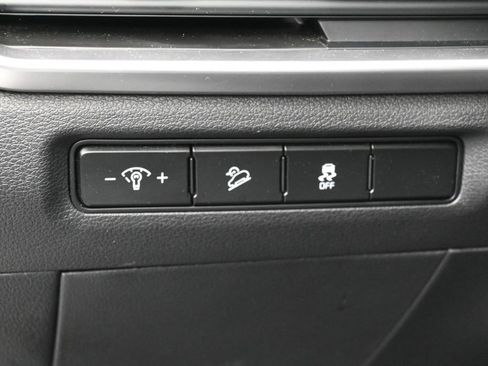 Used 2024 Kia Telluride S w/ S Sunroof Package FWD image 16