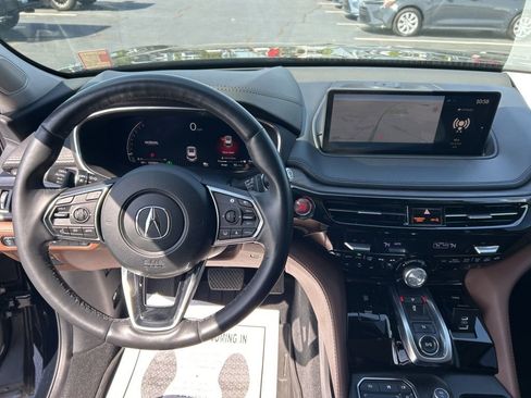 Used 2024 Acura MDX SH-AWD w/ Advance Package image 6