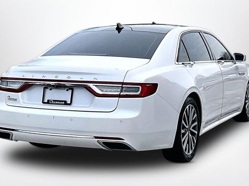 Used 2019 Lincoln Continental Select w/ Continental Climate Package image 5