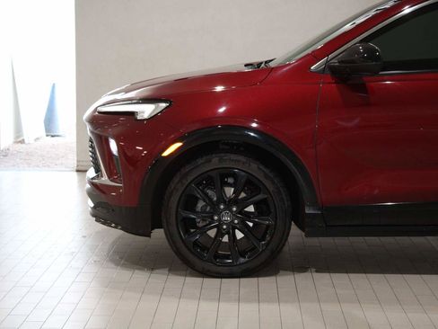 Used 2024 Buick Encore GX Sport Touring w/ Experience Buick Package image 4