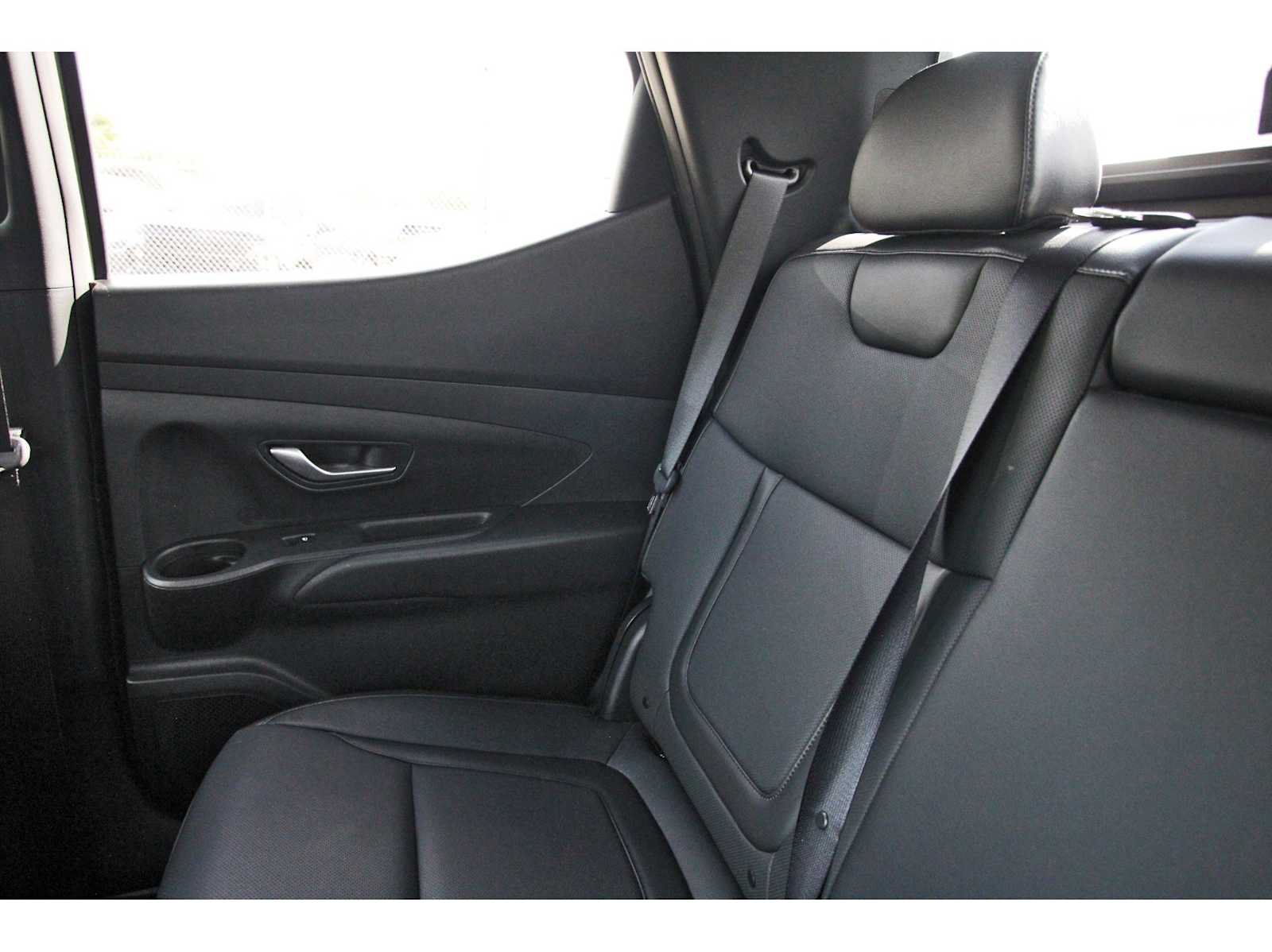 Used 2024 Hyundai Santa Cruz Night AWD/4WD image 9