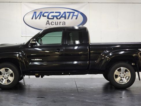Used 2014 Toyota Tacoma 4x4 Access Cab V6 image 9