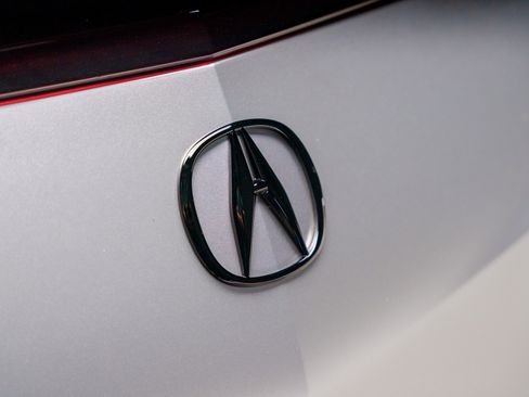 Used 2017 Acura NSX image 31