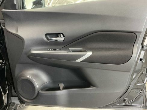 Used 2024 Nissan Kicks SR image 23