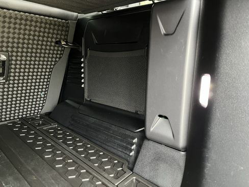 Certified 2024 Land Rover Defender 110 S image 30